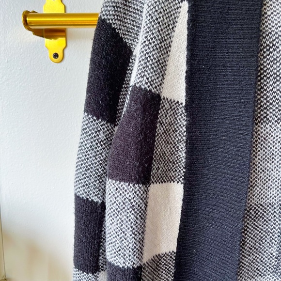 Ricki’s Gingham Cardigan Size M - Picture 5 of 6